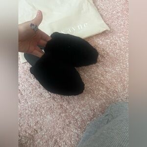 Jenni Kayne Black Cozy Slippers